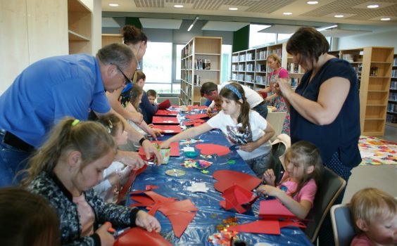 Warsztaty prezentów dla Mamy – 22.05.2018 r. / fot. Gazeta Babicka